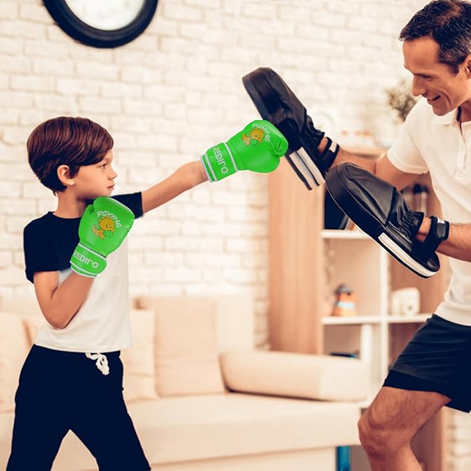 Kids Boxing Gloves, Youth Boxing Training Gloves for Kids 3-9 Year Boys and Girls, 4&6OZ Fighting Gloves, Punching Bag Kickboxing Thai Mitts MMA Training Sparring Gloves