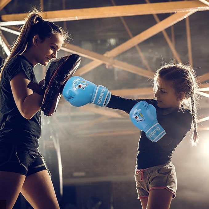 Kids Boxing Gloves, Youth Boxing Training Gloves for Kids 3-9 Year Boys and Girls, 4&6OZ Fighting Gloves, Punching Bag Kickboxing Thai Mitts MMA Training Sparring Gloves