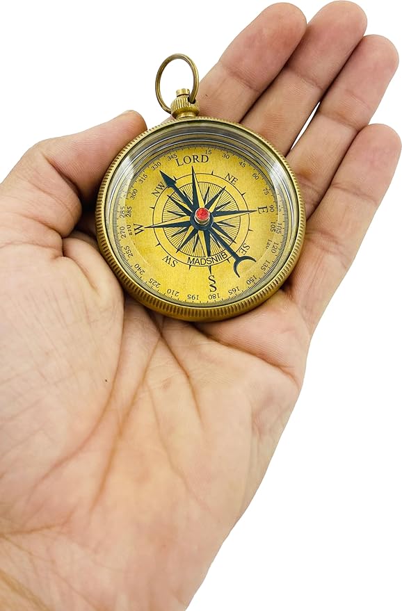 MADSNIIB Engraved Compass with Wooden Box